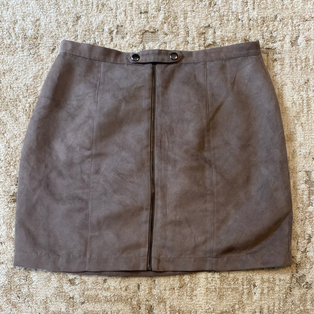 Olive + Oak Mini Skirt with Zipper Size M